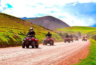 Aventura Cuatrimoto en Cusco Maras + Salineras
