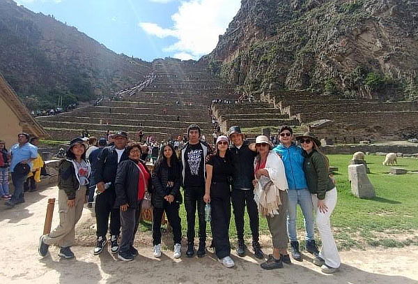 Valle Sagrado VIP + Almuerzo + Transporte + Guia - Urubamba 