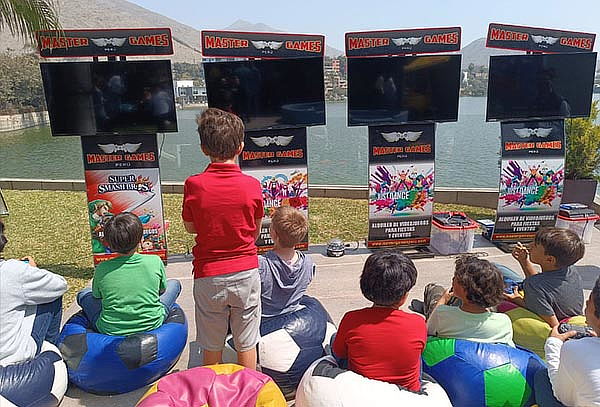 4 Horas de Fiesta Gamer con Master Games Perú