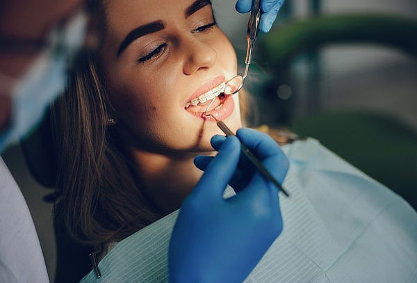 !Sonrie! Brackets Metálicos o Estéticos + Blanqueamiento