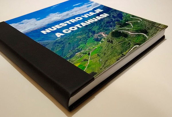 Photobook de 30 x 20 o 20x20 con Tapa Dura Fotográfica 