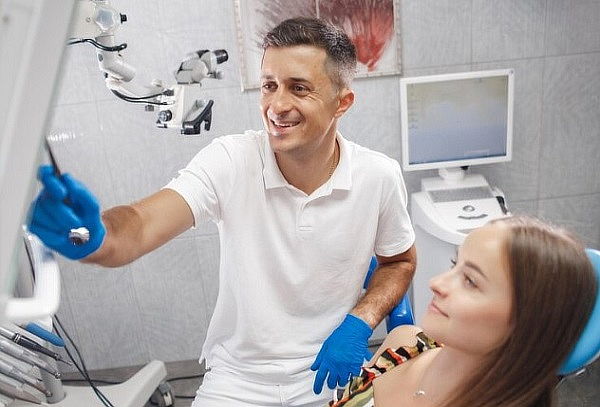 Extracción Tercera Molar + Limpieza Dental + Fluorización