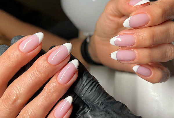 ¡Hydra Therapy + Color Nail´s! en Studio 25