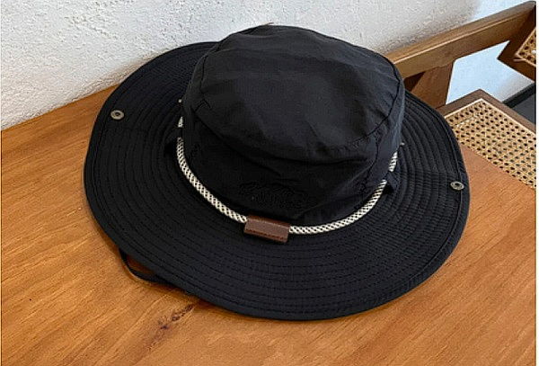 Sombrero Safari de pesca Travellers color negro