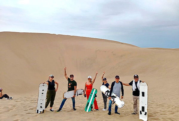 Full Day Paracas + Huacachina + Box Lunch y Mas