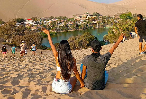 Full Day Paracas + Huacachina + Box Lunch y Mas