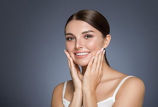 Rutina Facial Completa: Limpieza, Exfoliación y Protección S