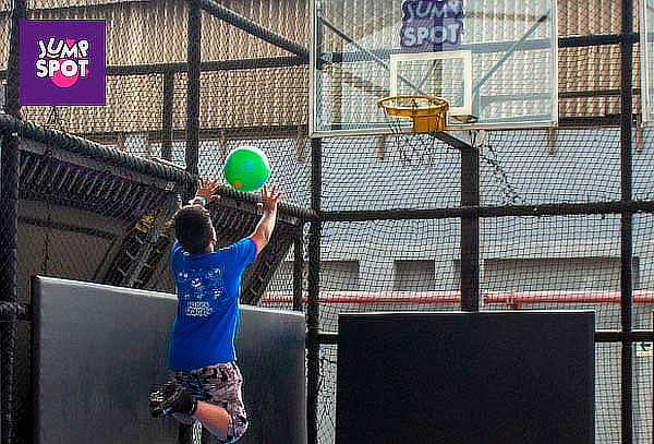 Juega 45 ó 90 Minutos - Jump Spot - 4 Sedes a Elegir - Lima