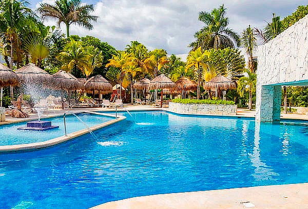 Hospedaje con Plan Todo Incluido para Grand Oasis Tulum 