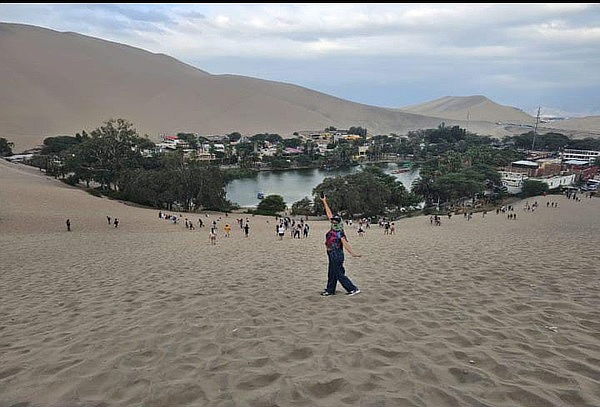 Vino, Pisco y Buggies  en Huacachina