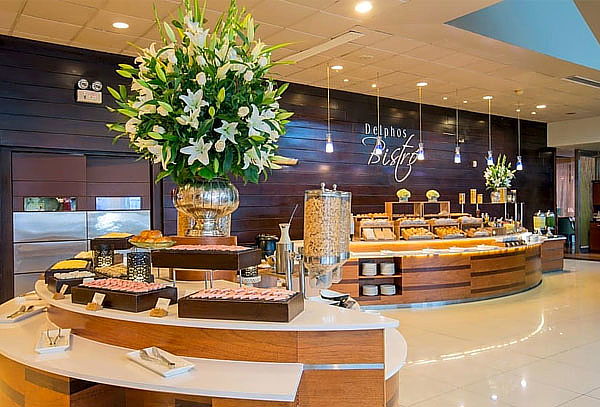 Hotel Los Delfines: Noche Para 2 + Desayuno