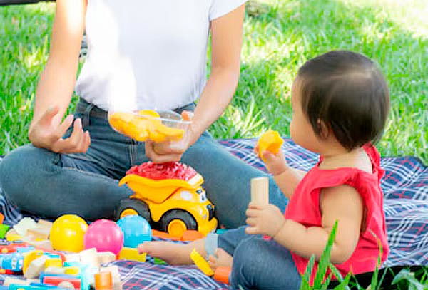 Sesión de Estimulación Temprana al Aire Libre en Lima