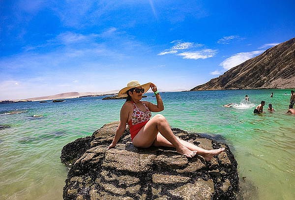 Full Day Playa La Mina , Yaku Park y más en Nova Travel