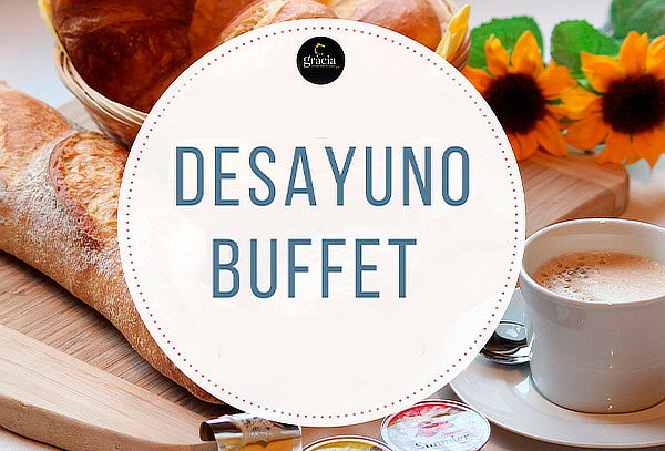 Buffet Desayuno: Frutas, Jugos, Snacks y Platos Calientes