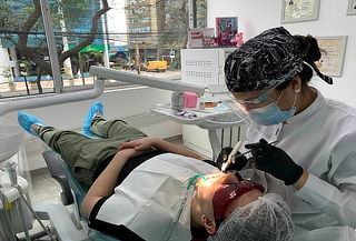 2 Resinas + Limpieza dental completa con Ultrasonido y más