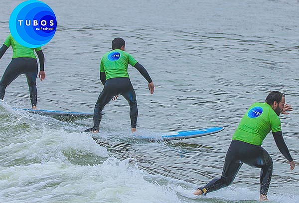 Clase de Surf 1 hora y media + Equipo + Seguro y Más en TSS 