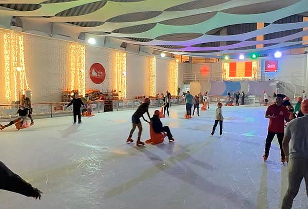 ¡Patinaje en Hielo! 25 Minutos de Diversión Familiar