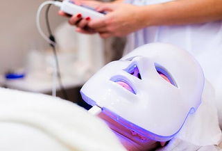 Limpieza Facial Profunda + Máscara Led + Microdermoabrasión