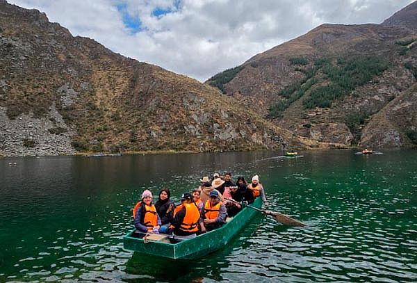 Full Day Huancaya + Laguna Huallhua y Más