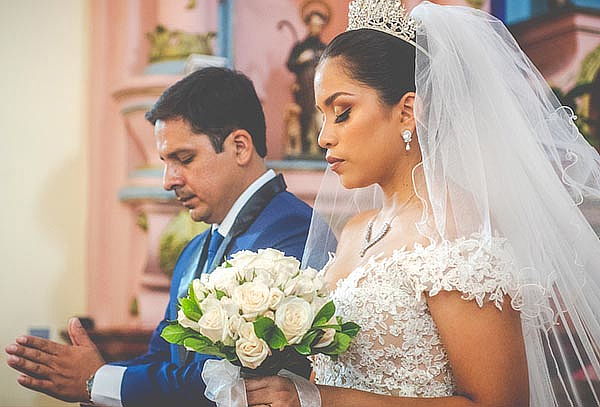 1 Hora Fotografía de Bodas Civil o Religioso + Fotos Digital