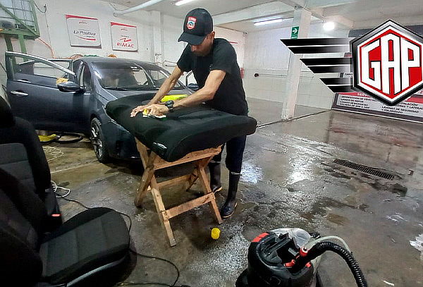 Lavado de Salón Para Auto o Camioneta 2 Filas y Más