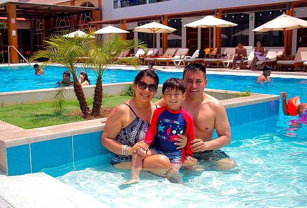 Full Day + Vale de consumo en Club Resort La Fogata 