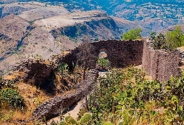 Tour Wari y Pampa de Ayacucho