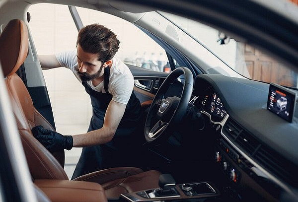 Lavado de Salón Premium para Autos 