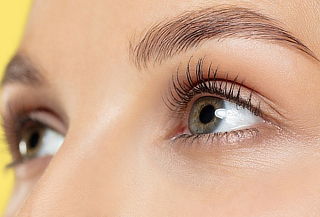 Lifting de Pestañas + Perfilado y Depilación de Cejas + Bozo