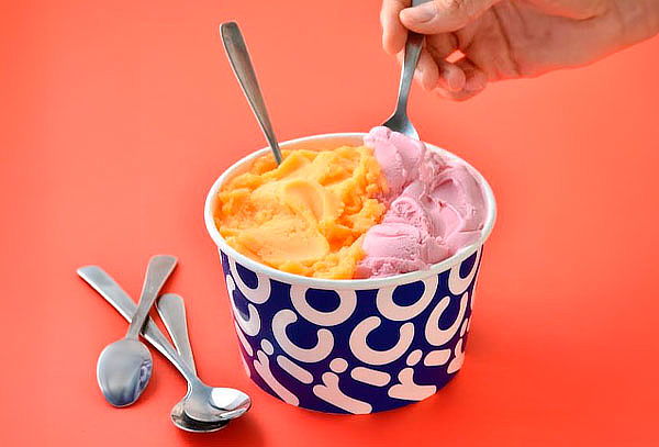 02 Potes de Helado GRIDO de ½ kg c/u 