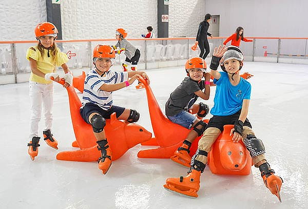 ¡Patinaje en Hielo! 25 Minutos de Diversión Familiar