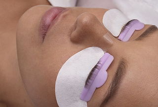 Lifting de Pestañas + Perfilado de Cejas