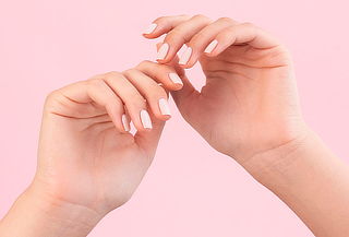 Manicure Gel + Exfoliación en Colores Enteros