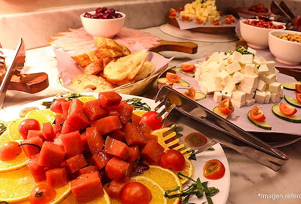 LA BISTECCA Almuerzo o Cena Buffet + Bebida