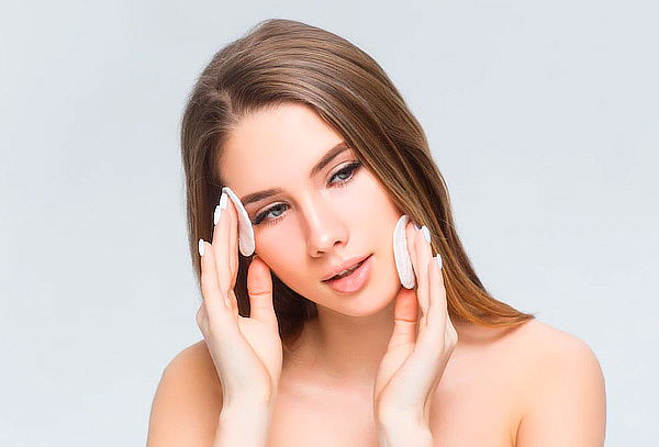 Limpieza Facial Profunda Opción: Peeling + Ozonoterapia