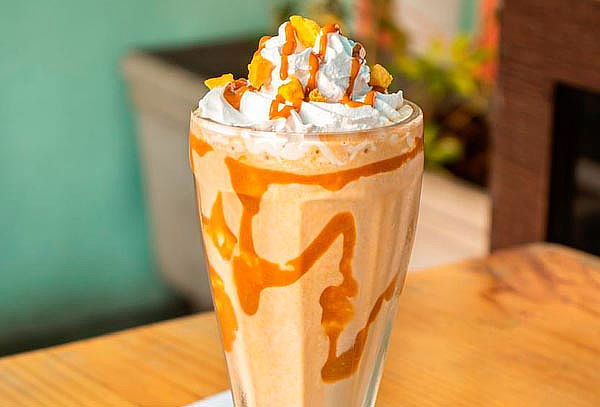 02 Milkshakes en Roll and Roll - Escoge sabor - Varias Sedes
