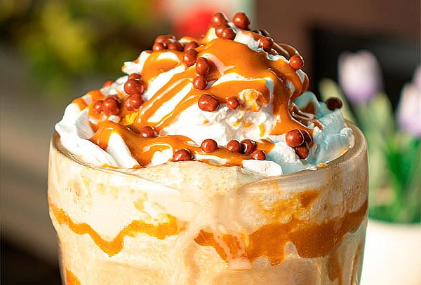 02 Milkshakes en Roll and Roll - Escoge sabor - Varias Sedes