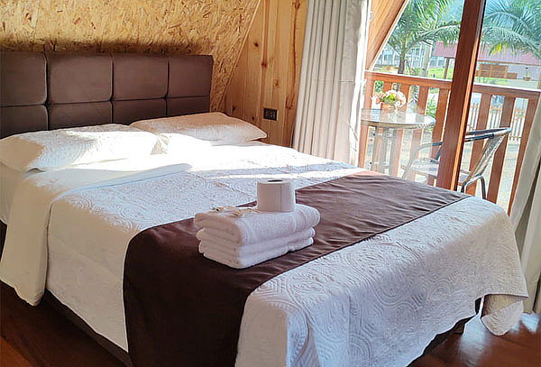 Noche para 2 hasta 9 Personas + Desayuno en Oxapampa
