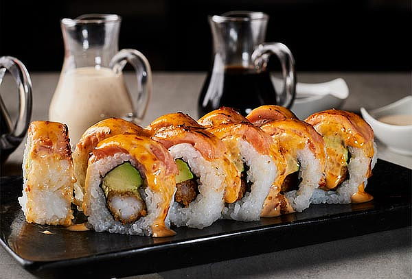 50 Cortes de MAKIS Sabores a Elección  en Oshi Sushi Perú Fu