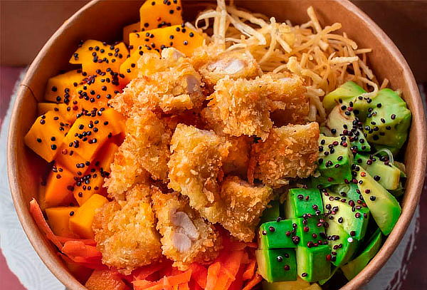 1 Poke Bowl + 1 Bebida a Elección en Oshi Sushi Perú Fusión