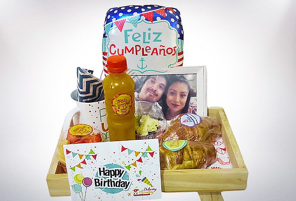 Fotodesayuno Sorpresa: Portaretrato + Globo + Alimentos