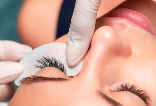Lifting de Pestañas 3D + Teñido + Botox + Visagismo y más
