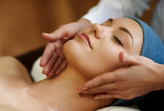 Limpieza facial Hidratante y Regenerador + Aparatología