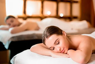 Dia Spa con Mamá: Masaje Relajante + Reflexología + Facial  