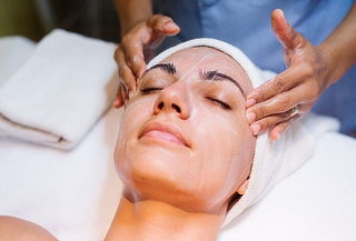 Limpieza Facial Profunda + Peeling + Punta de Diamante y más