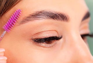 Lifting Pestañas + Perfilado Cejas + Depilación Bozo