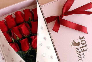 Box Premium Mamá con 6, 9 y 12 Rosas Rojas y Más 