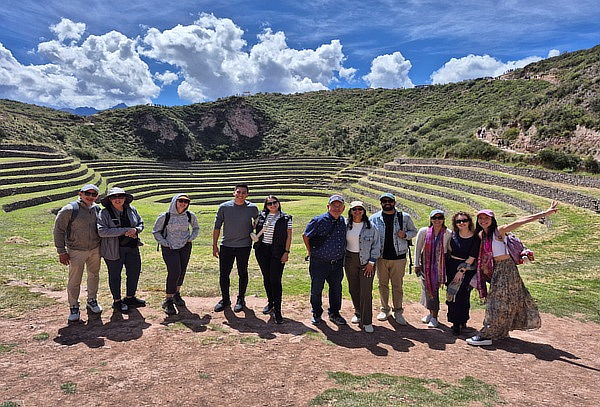 Full day Valle vip + Maras Moray + Almuerzo + Transporte