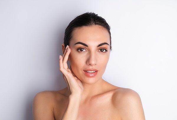 5 Sesiones de Carboxiterapia en Ojeras + Tratamiento 
