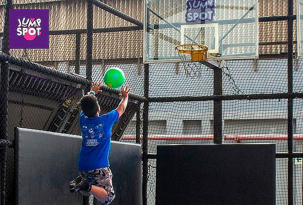 Juega 45 o 90 Minutos - Jump Spot - 7 Sedes a Elegir - Lima